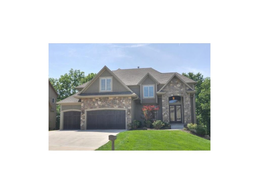 BEAUTIFUL CURB APPEAL WITH ATTRACTIVE STONE, FRENC