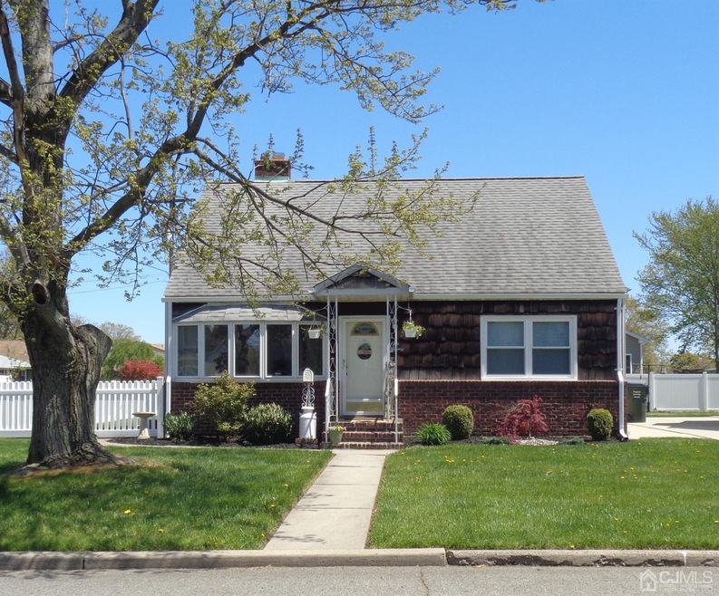 120 Beech St, Fords, NJ 08863 - photo 1