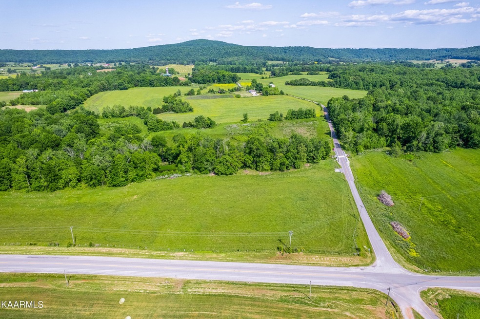 0 Old Kentucy Rd at Jared Rd unit RTC2972179, Sparta, TN 38583 - photo 1