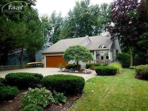 915 E Main St, Flushing, MI 48433 - photo 1