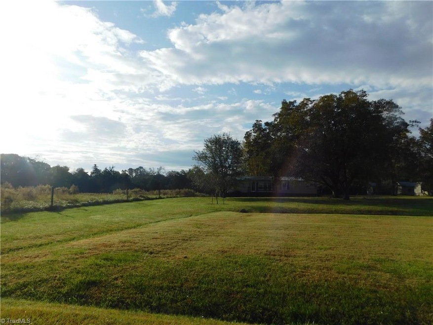 756 Dorsett Rd, Siler City, NC 27344 - photo 1