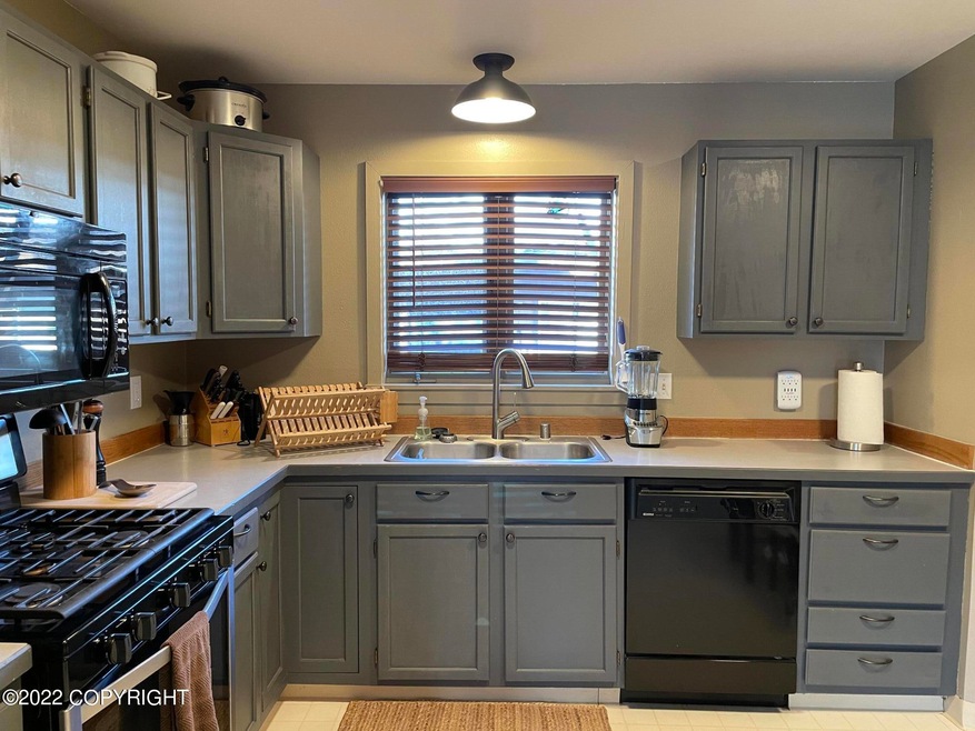 B - Kitchen