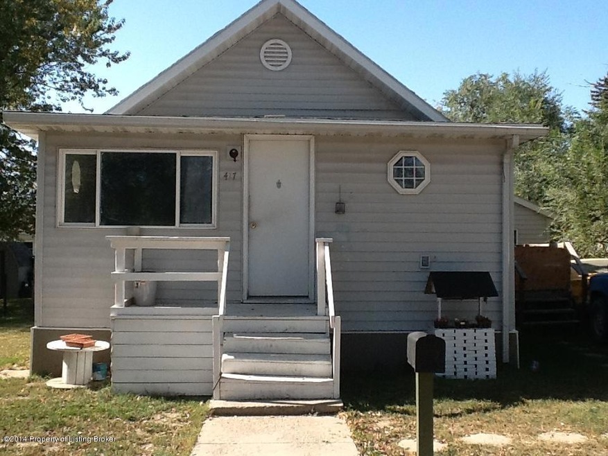 Front entrance - Deck
