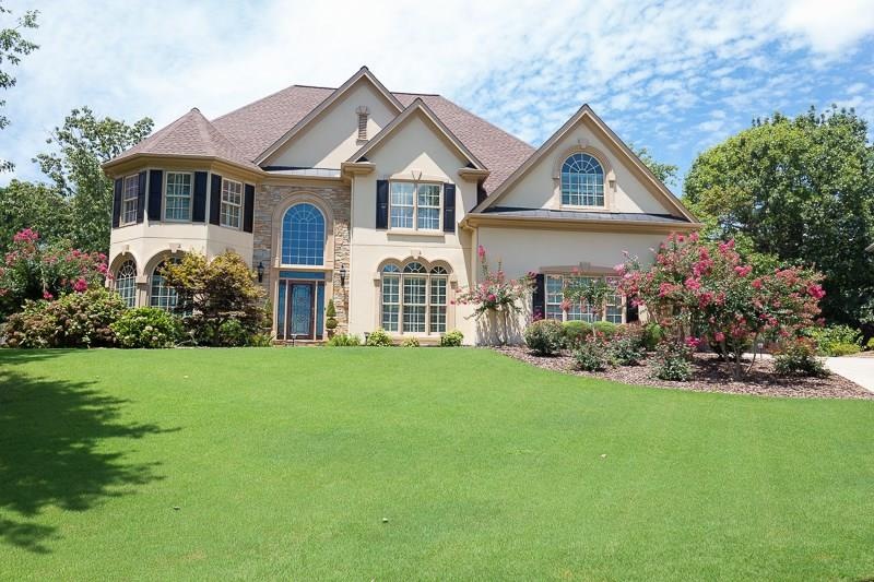Beautifully maintained home, sits at top of one of