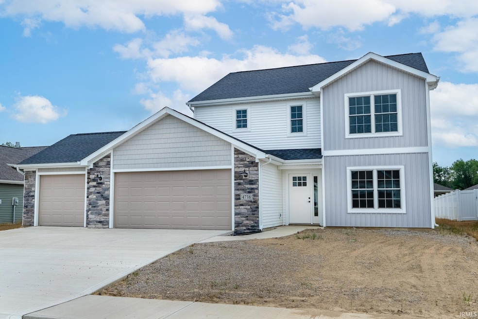 4738 Whittlebury Dr, Fort Wayne, IN 46818 - photo 1