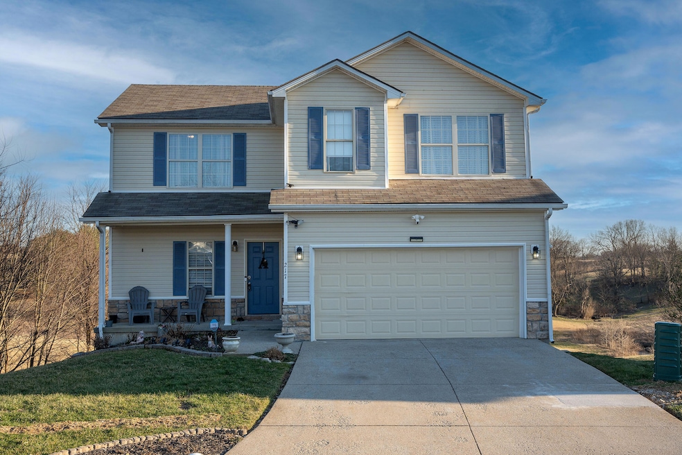 217 Hogan Dr, Frankfort, KY 40601 - photo 1