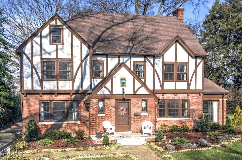 1215 Summit Ave, Louisville, KY 40204 - photo 1