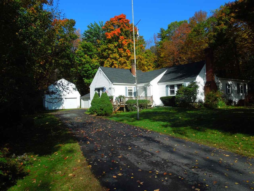 11 Ossipee Mountain Rd, Moultonborough, NH 03254 - photo 1