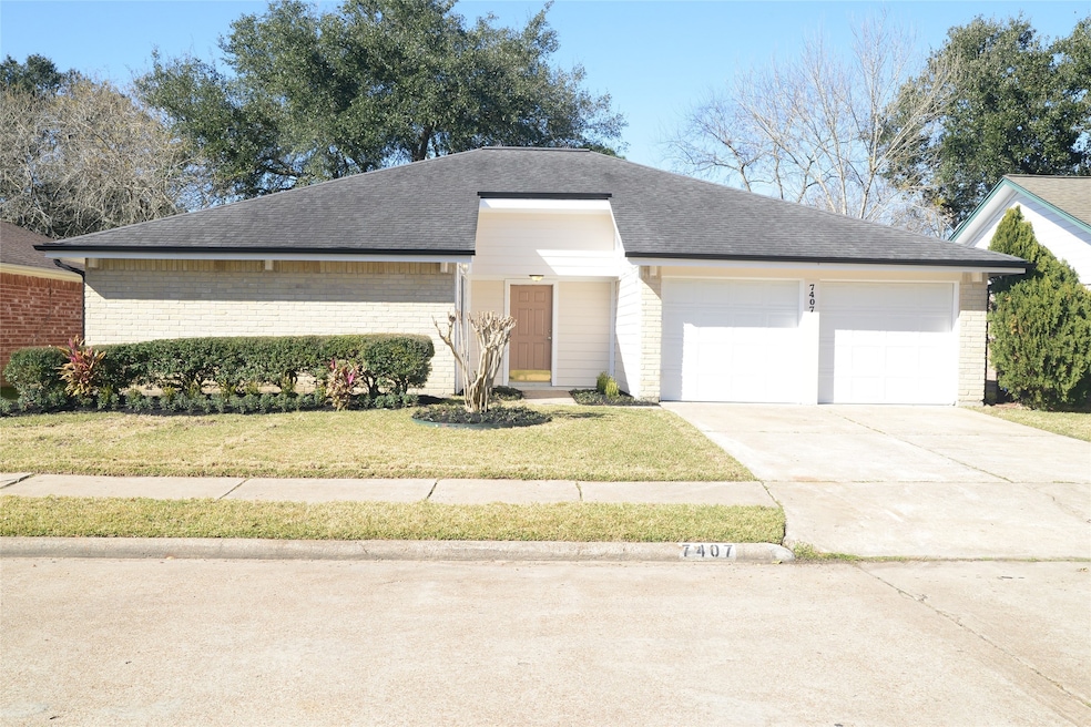 7407 Crystalglen Ln, Houston, TX 77095 - photo 1