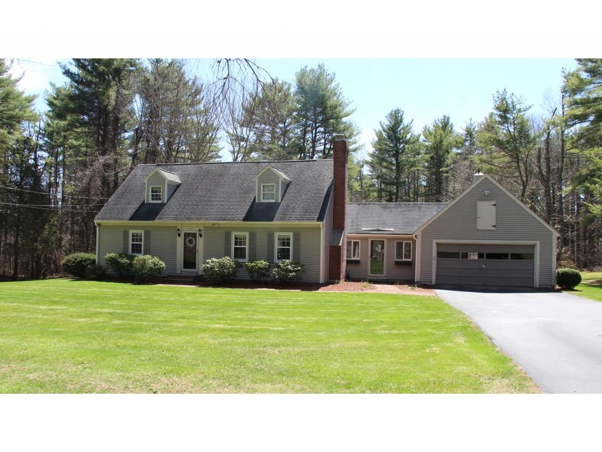 520 Exeter Rd, Hampton, NH 03842 - photo 1