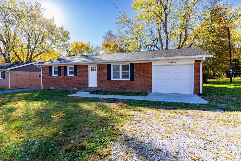 235 Midway Ave, Madisonville, KY 42431 - photo 1