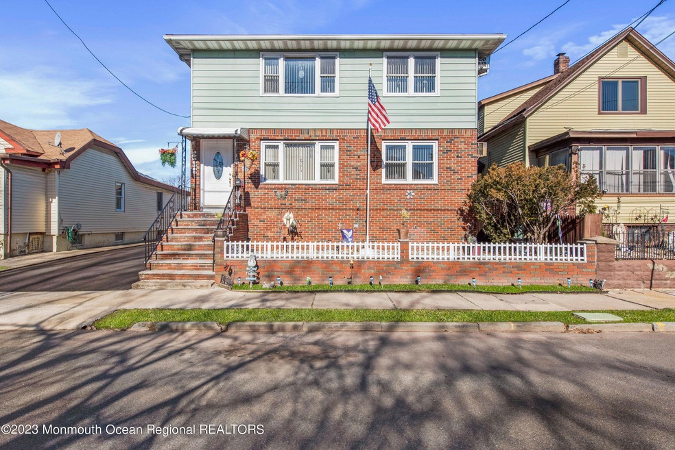 254 Randolph St unit 256, Carteret, NJ 07008 - photo 1