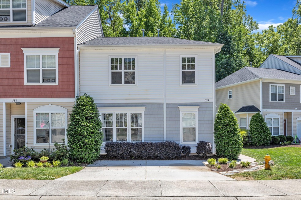01-534 Elm Ave-2