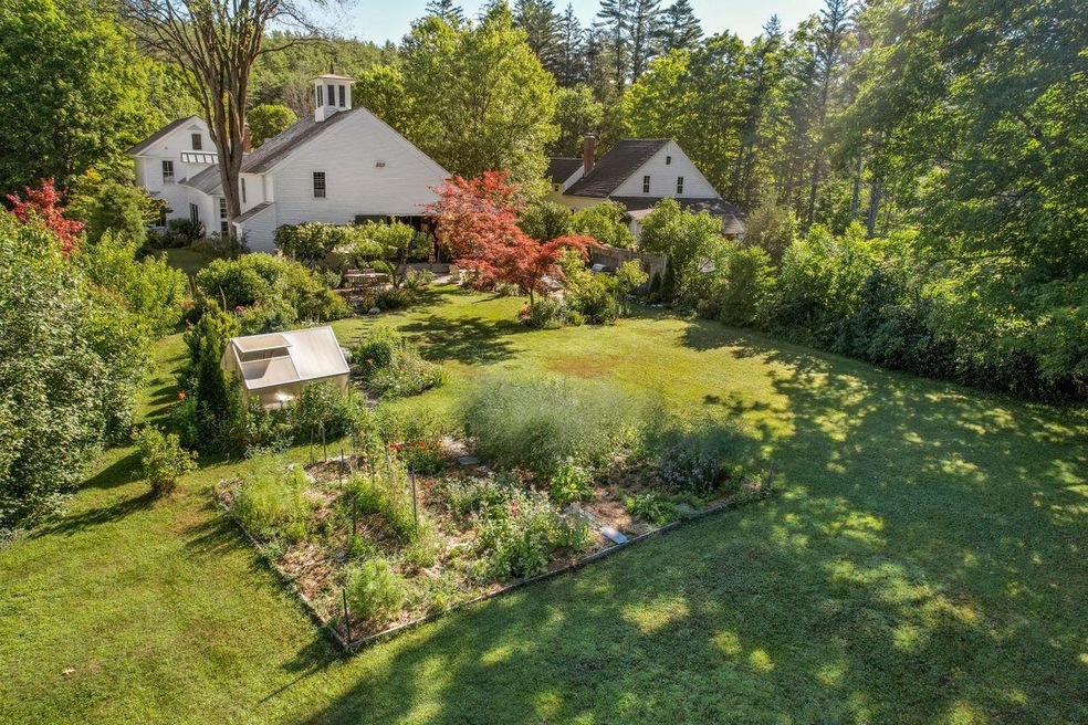 163 Main St, New Hampton, NH 03256 - photo 1