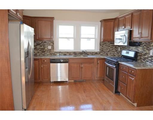 28 Greenhalge Ave, Everett, MA 02149 - photo 1