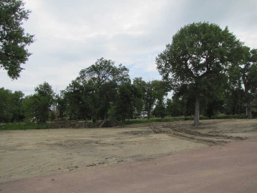 Lot 32