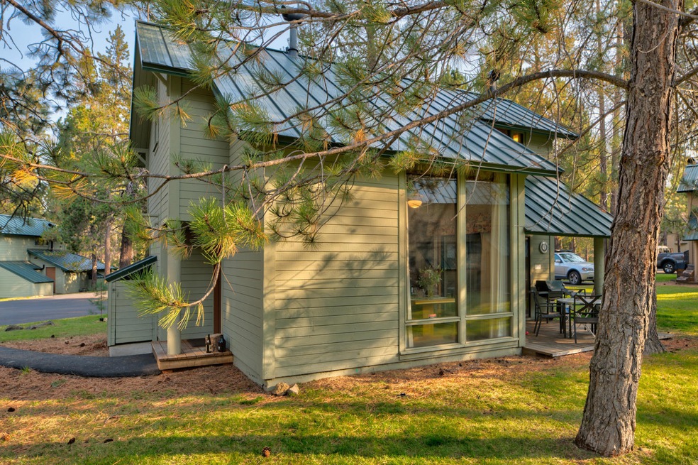 1 Ranch Cabin 5