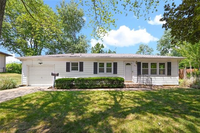 816 SW 6th Street in Lee's Summit, Missouri