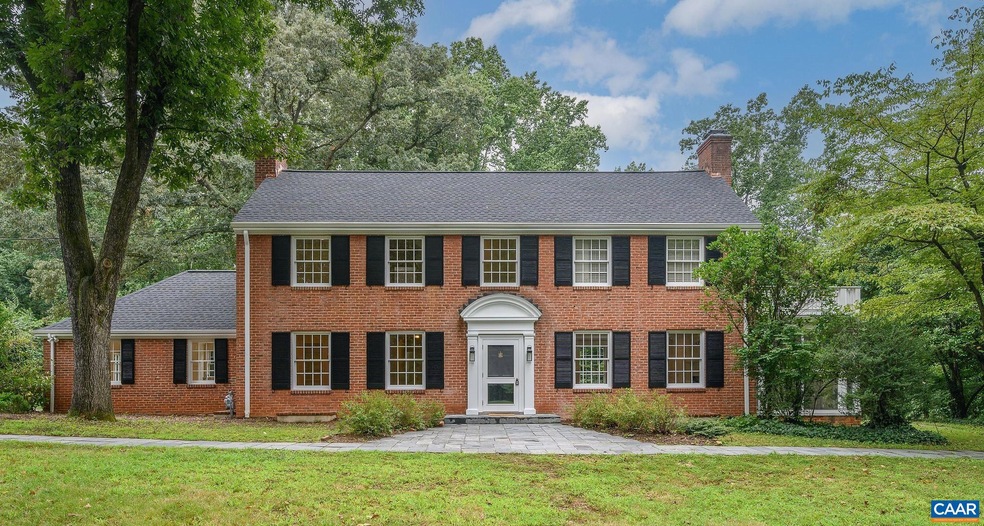 2028 Barracks Rd, Charlottesville, VA 22903 - photo 1