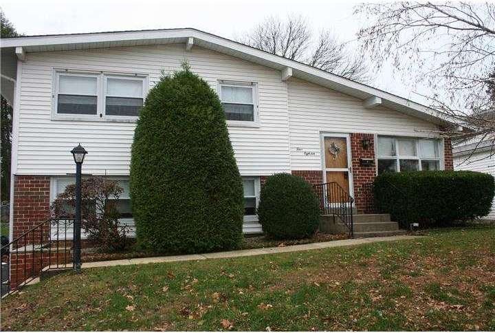 418 Hampshire Dr, Broomall, PA 19008 - photo 1