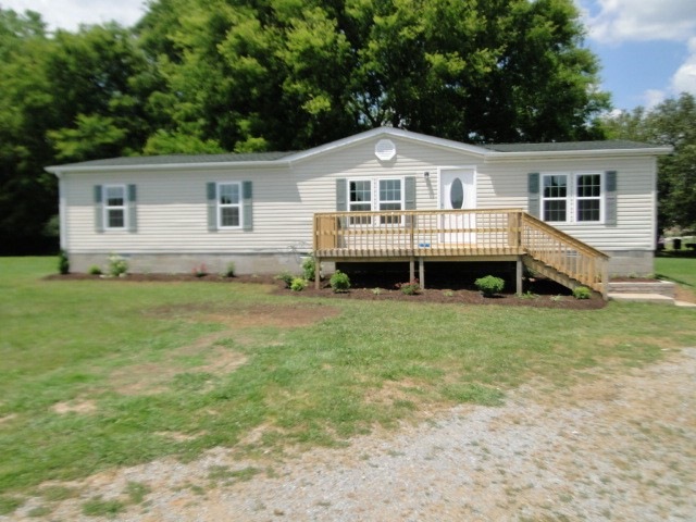 106 Choctaw Ct, Shelbyville, TN 37160 - photo 1