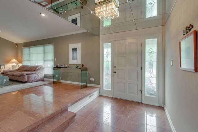 3121 Mary Kay Ln, Glenview, IL 60026 - photo 1