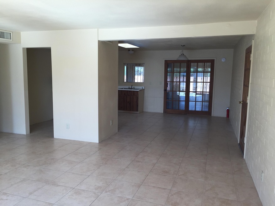 living room.dining room