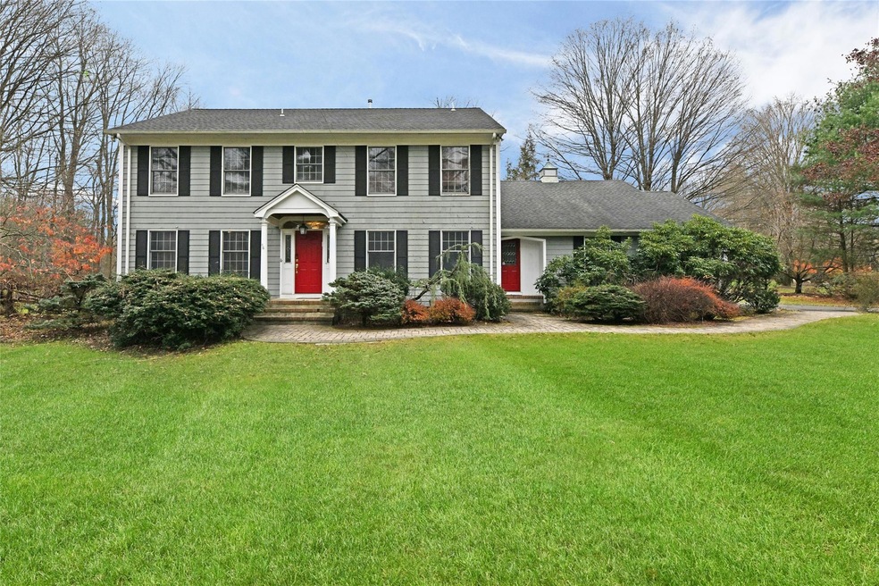 2 Vivian Place, Suffern, NY 10901 - photo 1