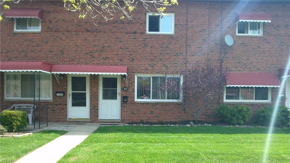 1511 Ridgewick Dr unit 176, Wickliffe, OH 44092 - photo 1