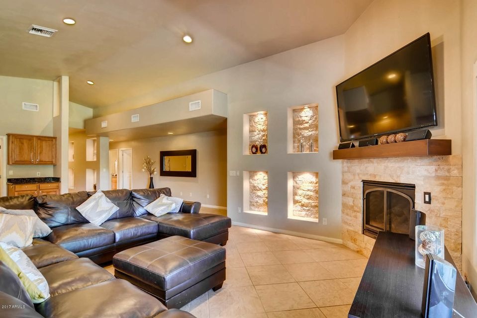 14023 N 8th Pl Phoenix AZ-large-013-15-F