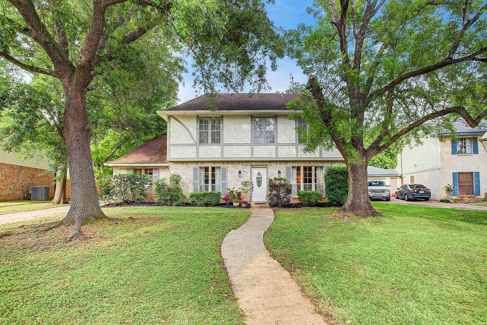 4814 Droddy St, Houston, TX 77091 - photo 1