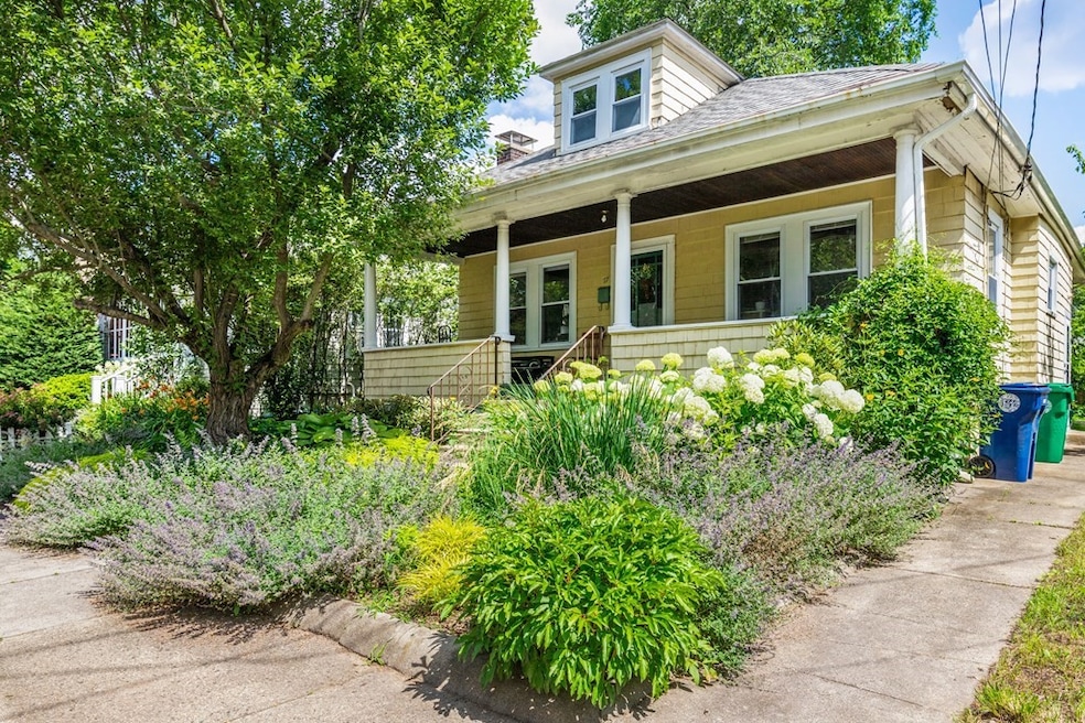 17 Elsworth Rd, West Newton, MA 02465 - photo 1