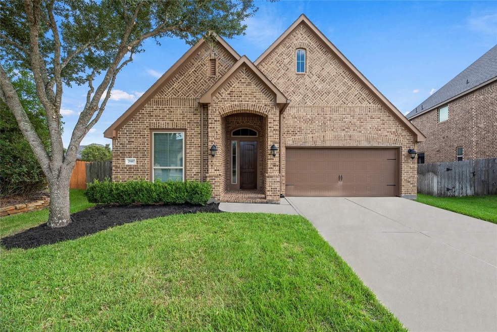 Welcome home to 29107 Bentford Manor Court in the highly sought after Firethorne community in Katy!