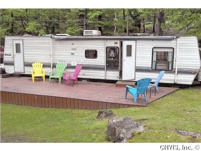 Exterior Front 30  deck