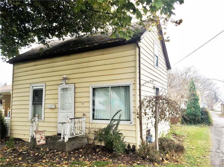 109 8th Ave, North Tonawanda, NY 14120 - photo 1