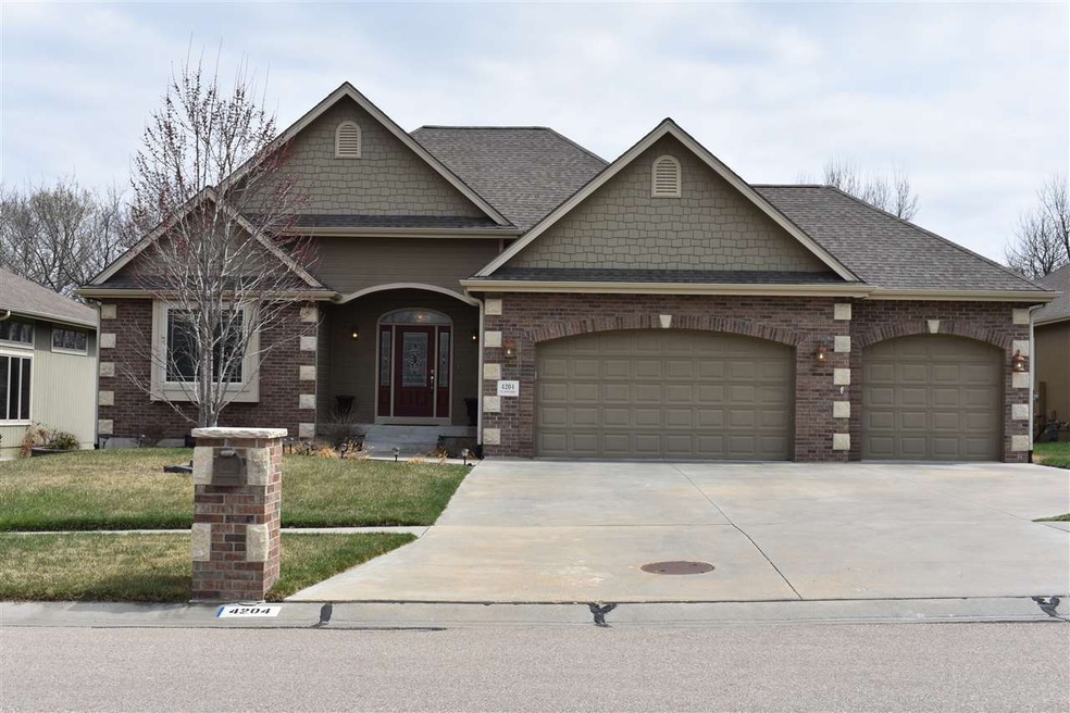 4204 SW Lincolnshire Rd, Topeka, KS 66610 - photo 1