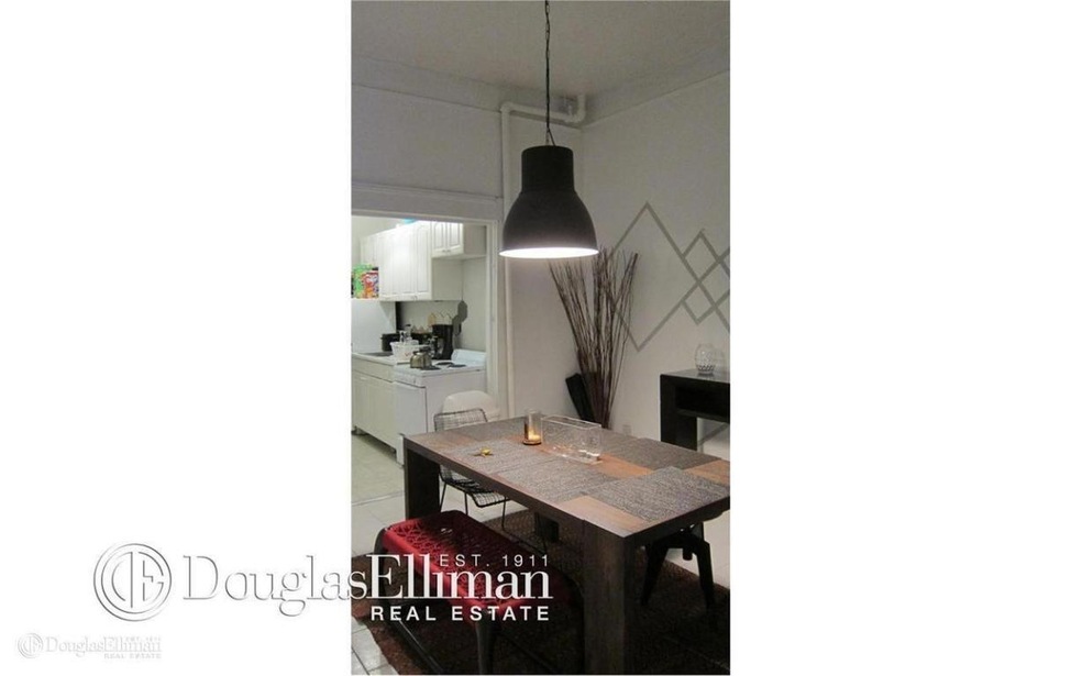 635 9th Ave unit 2, New York, NY 10036 - photo 1