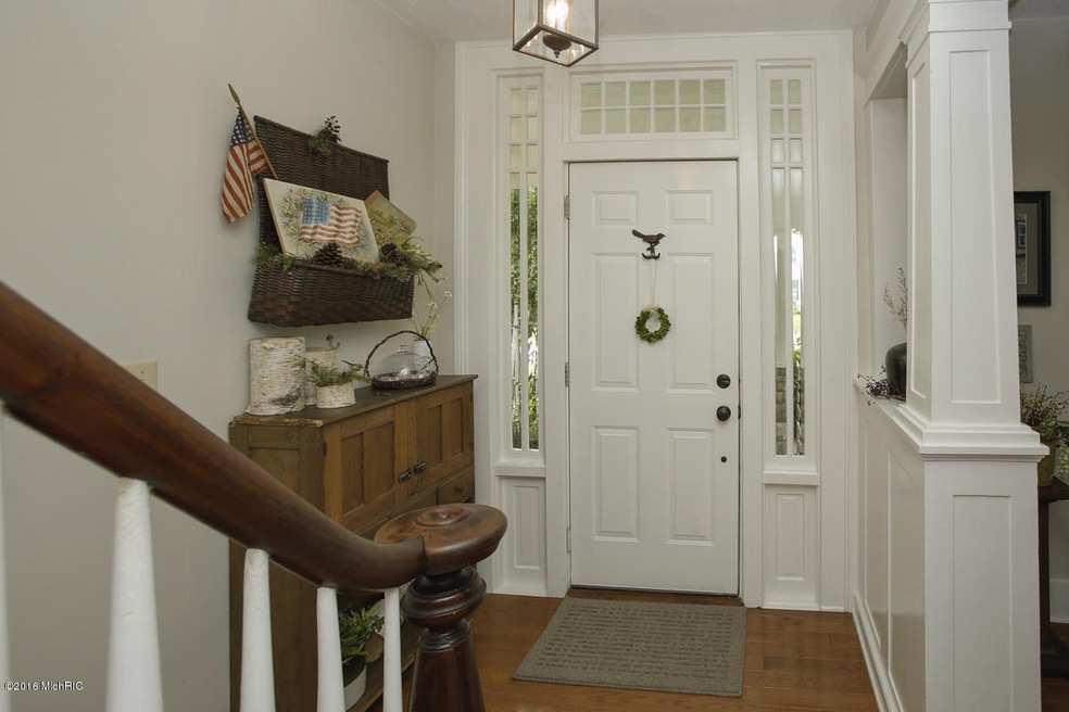 214 Forest St, Marshall, MI 49068 - photo 1