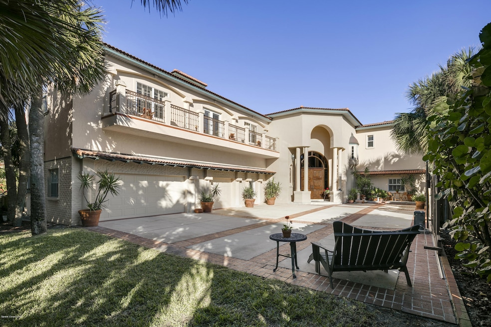 489 S Atlantic Ave, Cocoa Beach, FL 32931 - photo 1