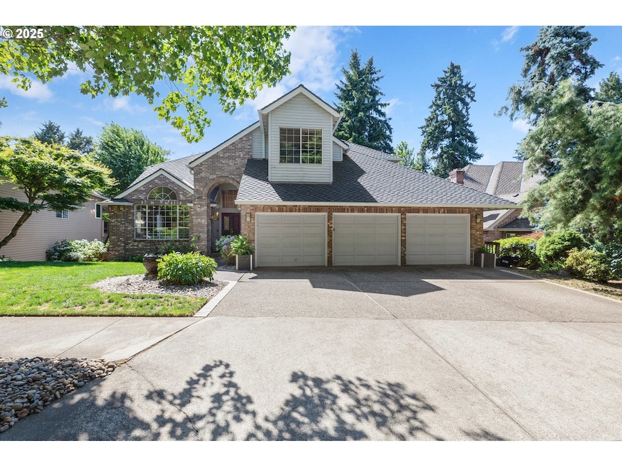 Sold $930,367 • Co-Listing Agent