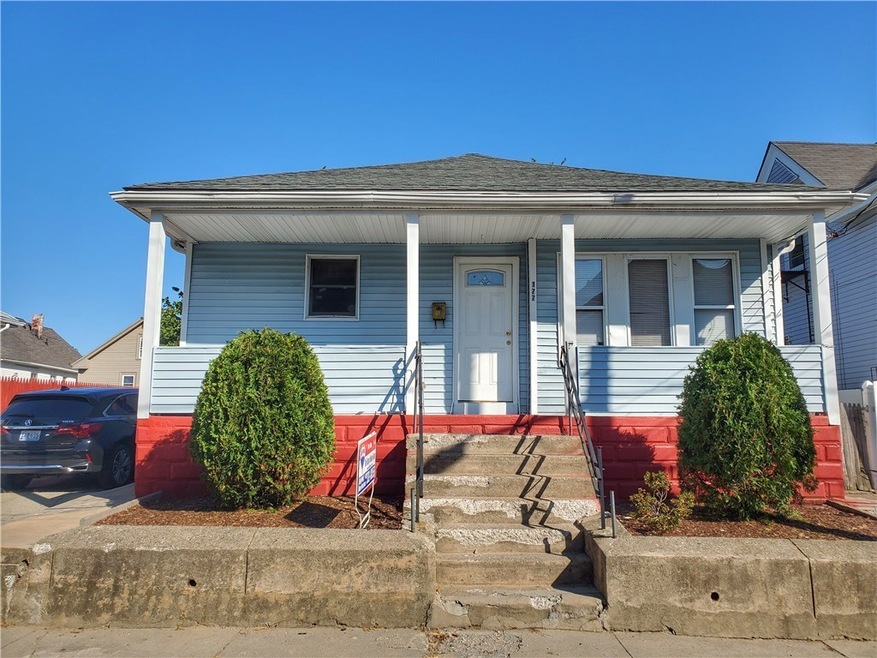 177 Cleveland St, Providence, RI 02909 - photo 1