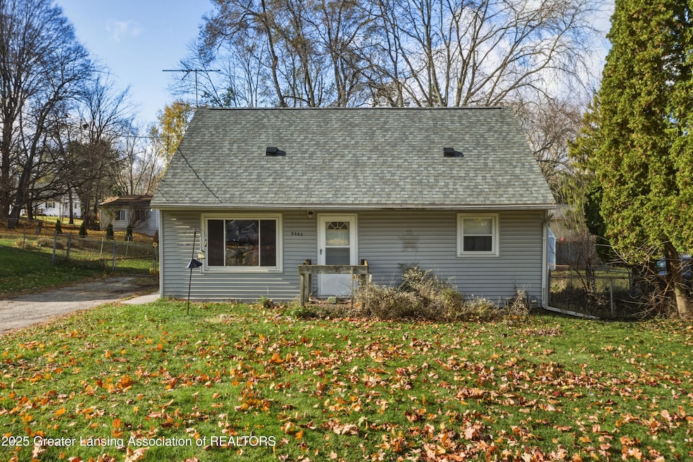 5902 Hilliard Rd, Lansing, MI 48911 - photo 1