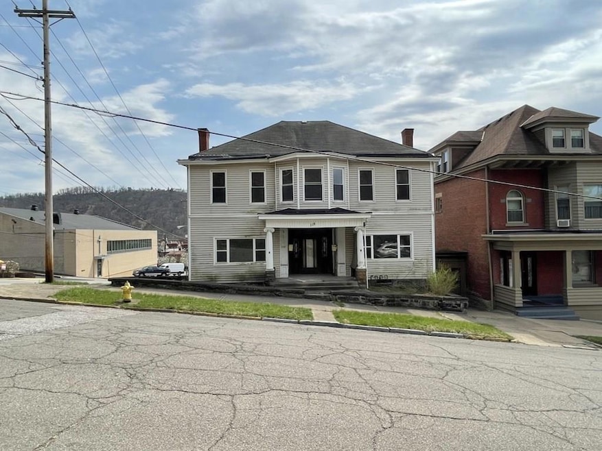 118 12th St, Wheeling, WV 26003