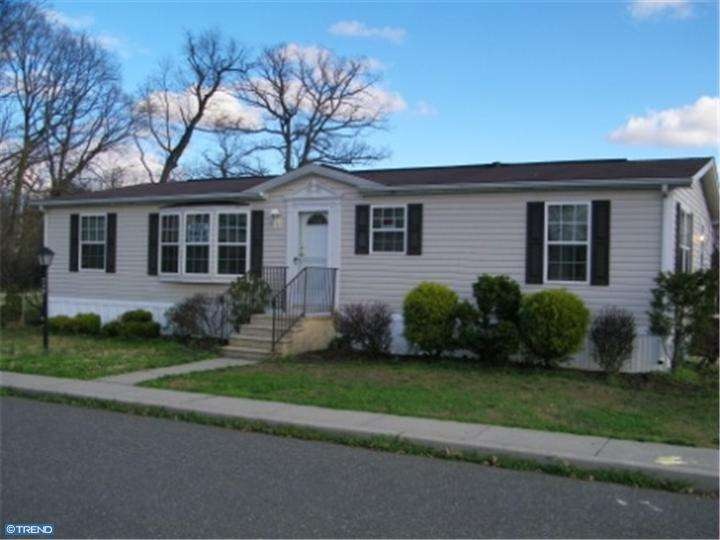 200 Oriole St, Paulsboro, NJ 08066 - photo 1