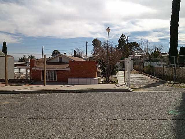 2424 Lebanon Ave, El Paso, TX 79930 - photo 1