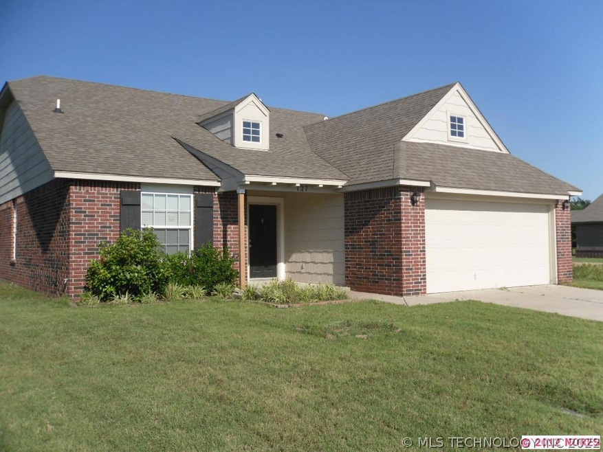 Like New!  Full Brick!