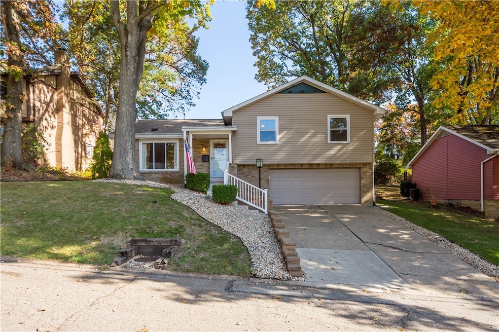 247 May Ave, Bridgeville, PA 15017 - photo 1