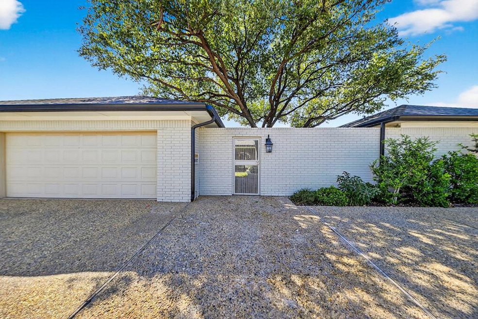 Under Contract $450,000