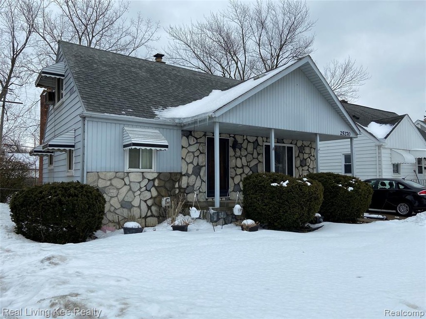 25270 Buick St, Roseville, MI 48066 - photo 1