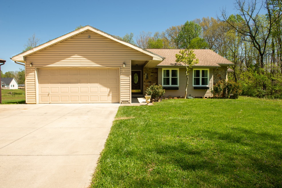 6501 W Ohio Ridge Rd, Columbus, IN 47201 - photo 1